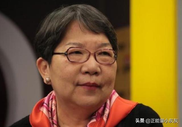 席慕容《淡淡的花香》（席慕容《淡淡的花香》阅读理解）